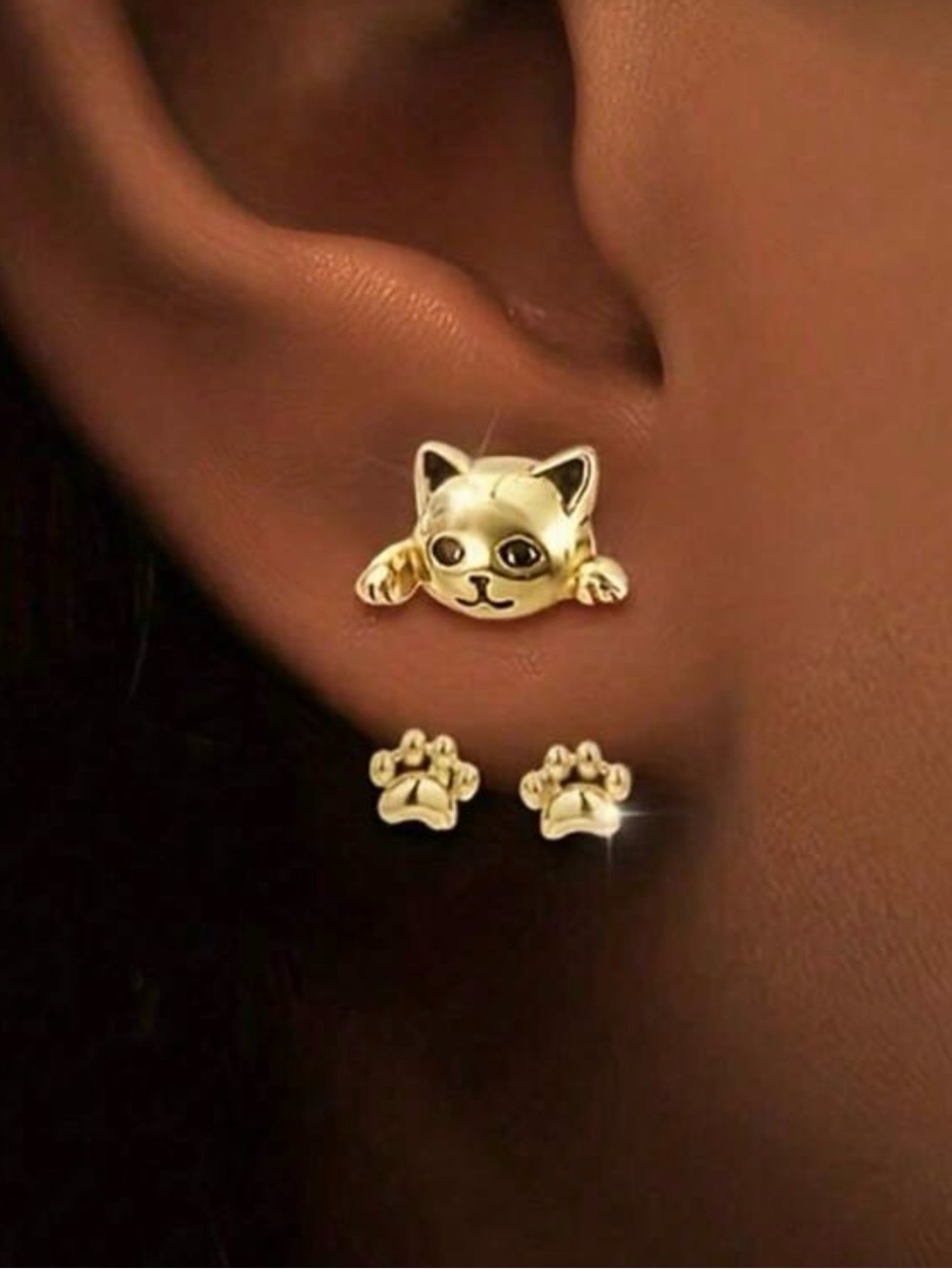 Kitty Huggy Earrings